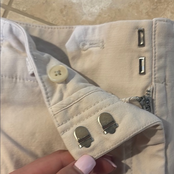 Wilfred Cream Women's Shorts - Picture 3 of 6